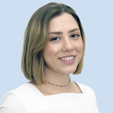 Карева Арина Александровна, стоматолог-терапевт