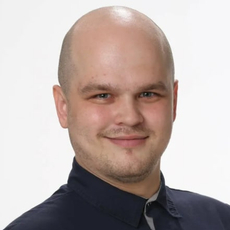 Пирожкин Евгений Олегович, стоматолог-терапевт