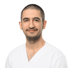 Байрамалиев Мурад Махирович, стоматолог-хирург