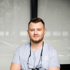 Басыров Тимур Робертович, стоматолог-терапевт