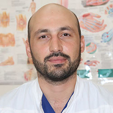 Бердиев Забарчад Суярович, офтальмолог