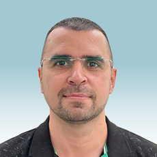 Нестеров Александр Владимирович, стоматолог-хирург