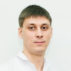 Савенков Денис Николаевич, стоматолог-терапевт