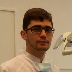 Белецкий Дмитрий Алексеевич, стоматолог-терапевт