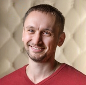 Романюк Александр Васильевич, стоматолог-хирург