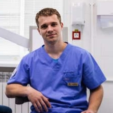 Аверин Юрий Сергеевич, стоматолог-хирург