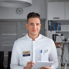 Чернов Григорий Николаевич, офтальмолог