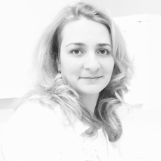 Монопьянц Екатерина Юрьевна, стоматолог-терапевт