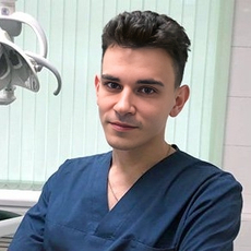 Лукашевич Павел Константинович, стоматолог-терапевт