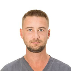 Севостьянов Владимир Игоревич, стоматолог-хирург