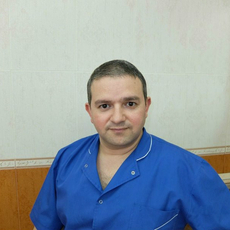 Айрапетян Тигран Гайкович, стоматолог-терапевт