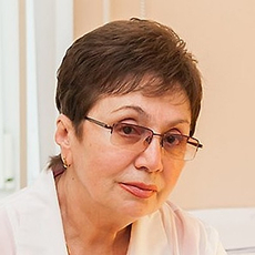 Шапошникова Евгения Исааковна, косметолог