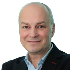 Чупахин Петр Валерьевич, стоматолог-терапевт