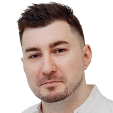 Абозин Максимильян Владимирович, пластический хирург