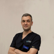 Осавалюк Иван Александрович, стоматолог-хирург