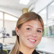 Гайниева Алиса Ленаровна, стоматолог-терапевт