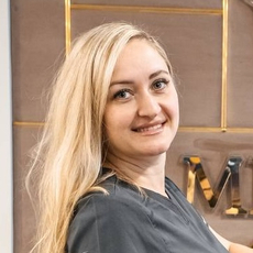 Шутюк Юлия Олеговна, стоматолог-терапевт