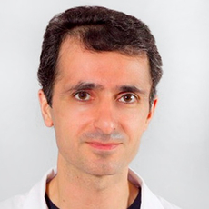 Кязимов Мушфиг Худаширинович, хирург