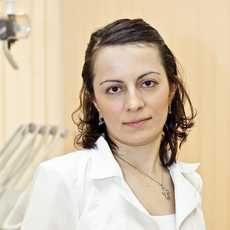 Григорян Арус Георгиевна, стоматолог-терапевт