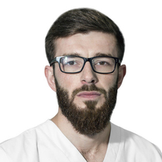 Магомедов Ислам Магомедгаджиевич, стоматолог-терапевт