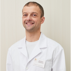 Кацун Денис Владимирович, стоматолог-терапевт