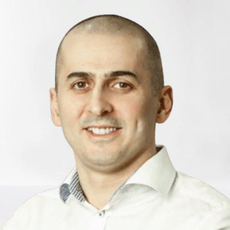 Карабеков Денис Магамедович, стоматолог-хирург