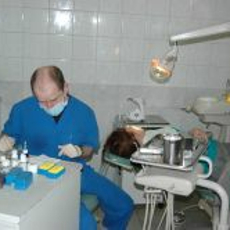 Давыдов Дмитрий Юрьевич, стоматолог-терапевт