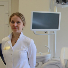 Парамонова Ирина Андреевна, стоматолог-хирург