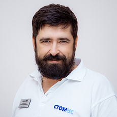 Бухараев Артем Ильдарович, стоматолог-хирург