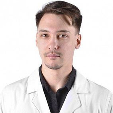 Затонский Максим Андреевич, стоматолог-терапевт