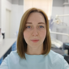 Серова Александра Алексеевна, стоматолог-терапевт