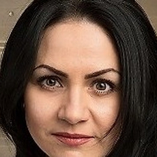 Полякова Марина Андреевна, стоматолог-терапевт