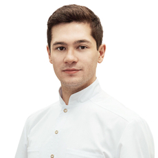 Камилов Камил, стоматолог-хирург