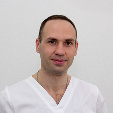 Малов Дмитрий Сергеевич, ортопед