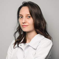 Слыш Полина Денисовна, детский стоматолог