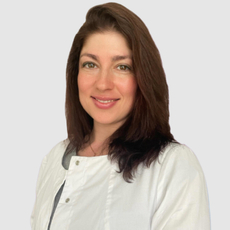 Белоусова Ксения Евгеньевна, дерматолог