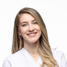 Дурманова (Ибрагимова) Виолетта Александровна, стоматолог-терапевт