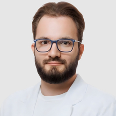 Волков Евгений Николаевич, стоматолог-хирург