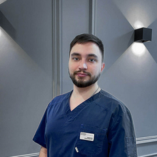 Покладов Владислав Александрович, стоматолог-терапевт