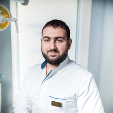 Аросян Андраник Владимирович, стоматолог-ортопед