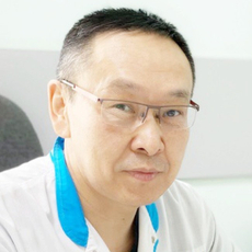 Хунданов Василий Петрович, нейрохирург