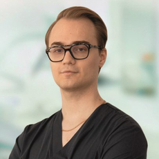 Компаниец Ярослав Игоревич, стоматолог-хирург