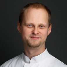 Даниленко Олег Сергеевич, хирург