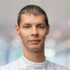 Степанов Денис Олегович, стоматолог-хирург