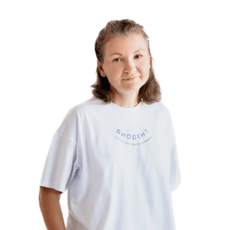 Нестерова Анна Вениаминовна, стоматолог-терапевт