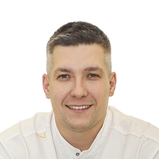 Печенкин Роман Андреевич, стоматолог-ортопед