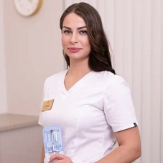 Крюкова Анна Артемовна, косметолог
