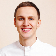 Елагин Роман Владиславович, стоматолог-хирург