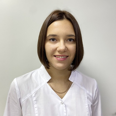 Ушакова Мария Вячеславовна, стоматолог-терапевт