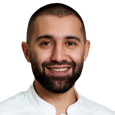 Гарегинян Овик Грачевич, стоматолог-терапевт